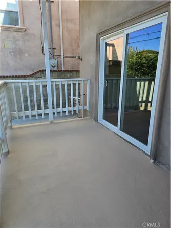 $2,900 | 515 South Helberta Avenue, Redondo Beach, CA 90277