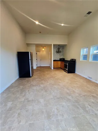 $2,900 | 515 South Helberta Avenue, Redondo Beach, CA 90277