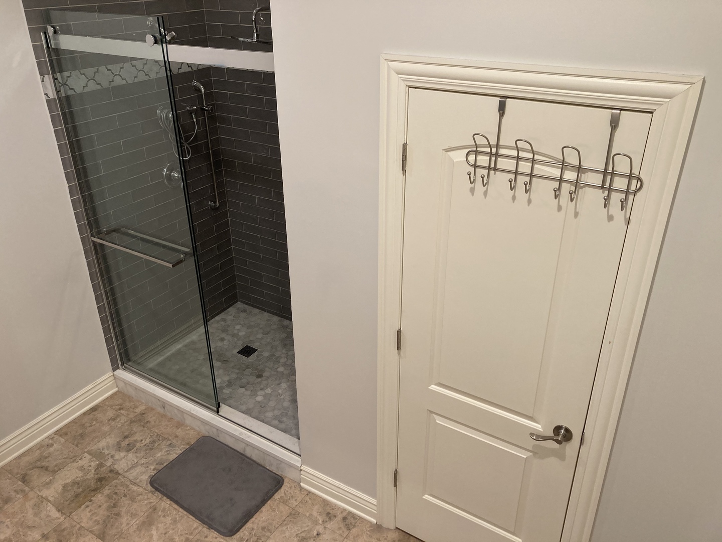 Undisclosed Address Chicago, IL 60607 - Photo 36 of 47 a bathroom with a shower