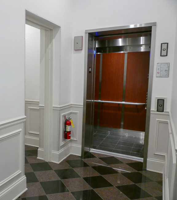 Undisclosed Address Chicago, IL 60607 - Photo 46 of 47 a bathroom with a shower and a mirror