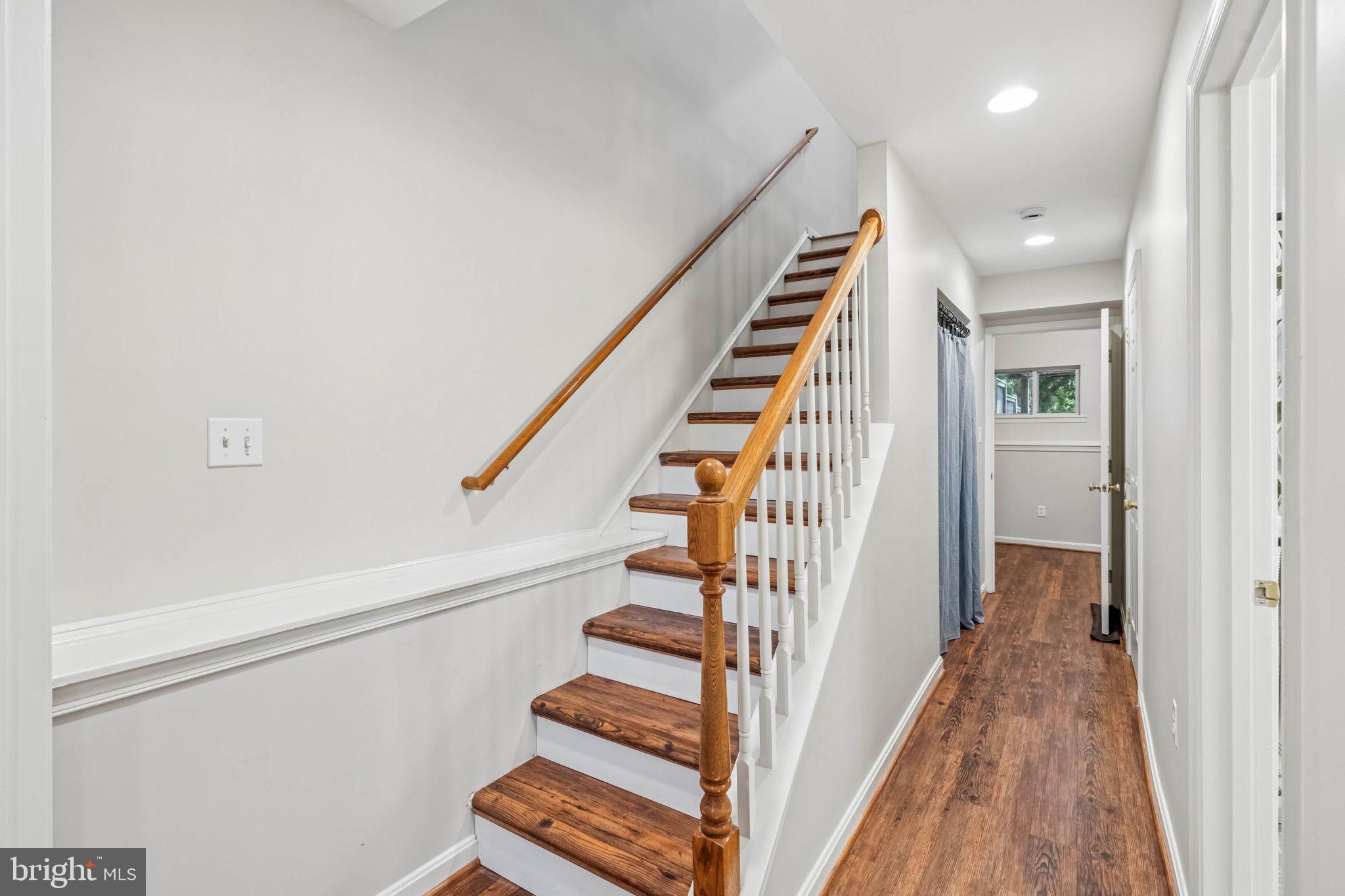 3005 Keswick Road Baltimore, MD 21211 - Photo 29 of 46 Lower-level hallway