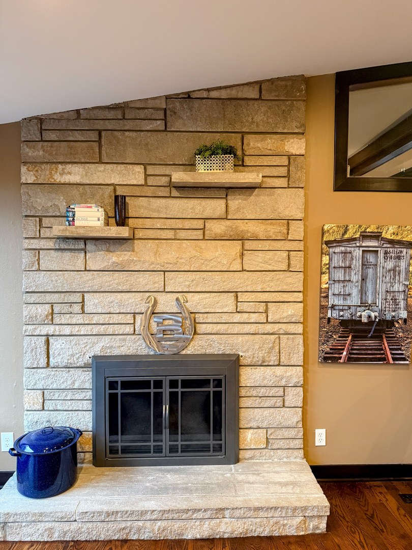 802 Lill Street Barrington, IL 60010 - Photo 6 of 12