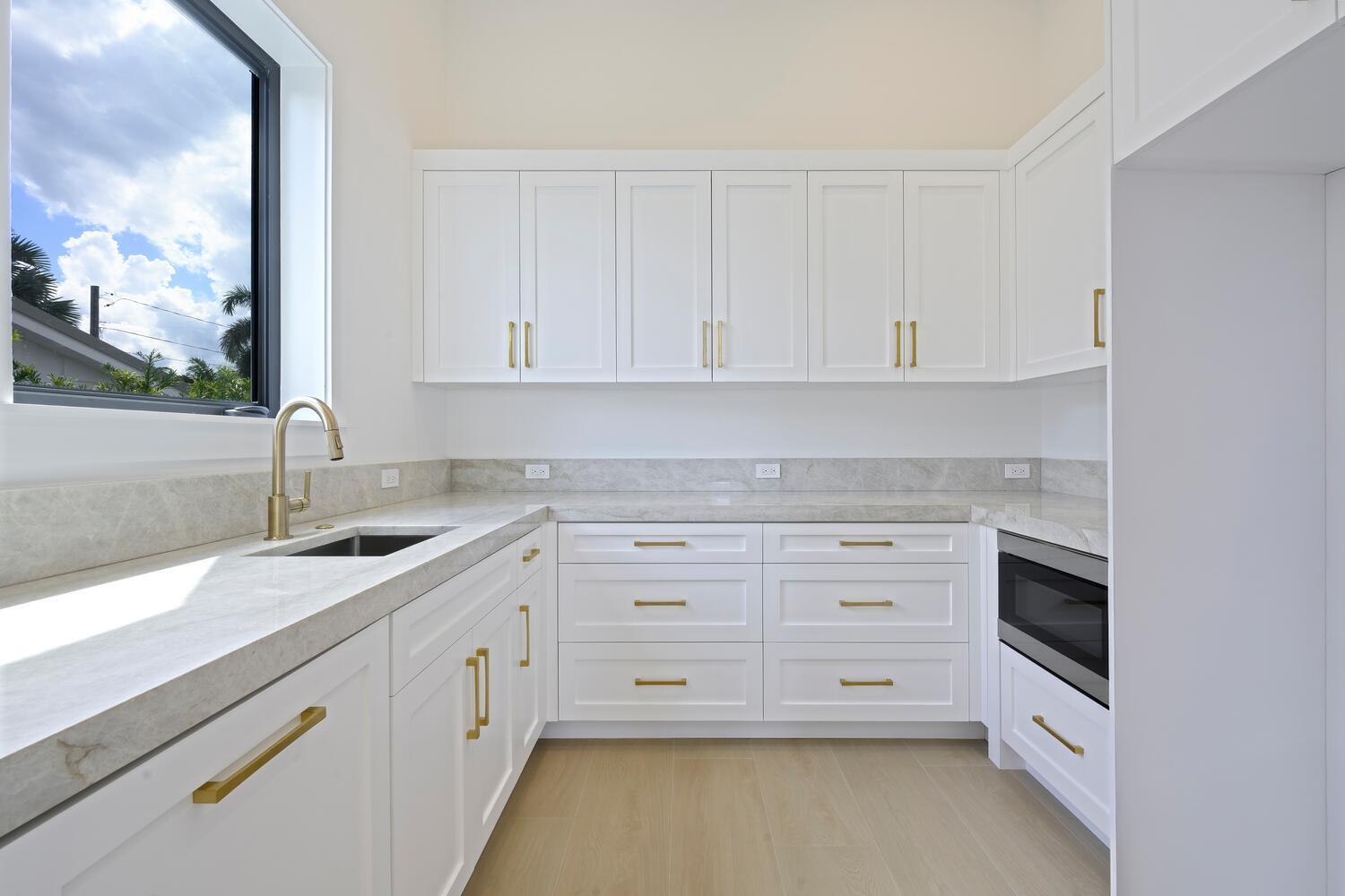 11288 West Teach Road Palm Beach Gardens, FL 33410 - Photo 12 of 88 PANTRY