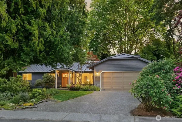 $993,142 | 13038 Northeast 184th Place, Bothell, WA 98011