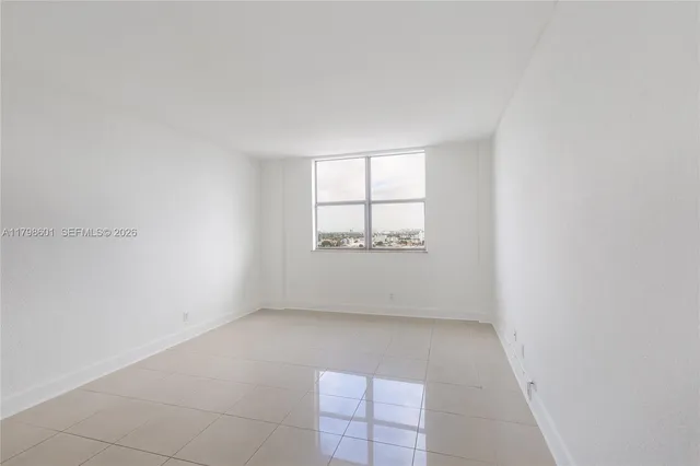 $3,300 | 401 69th Street, Unit 1413, Miami Beach, FL 33141