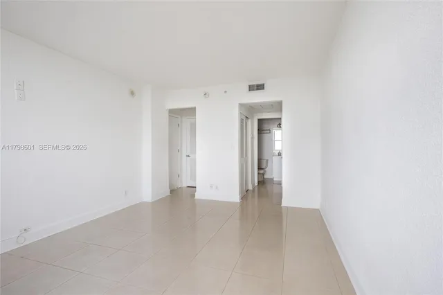 $3,300 | 401 69th Street, Unit 1413, Miami Beach, FL 33141
