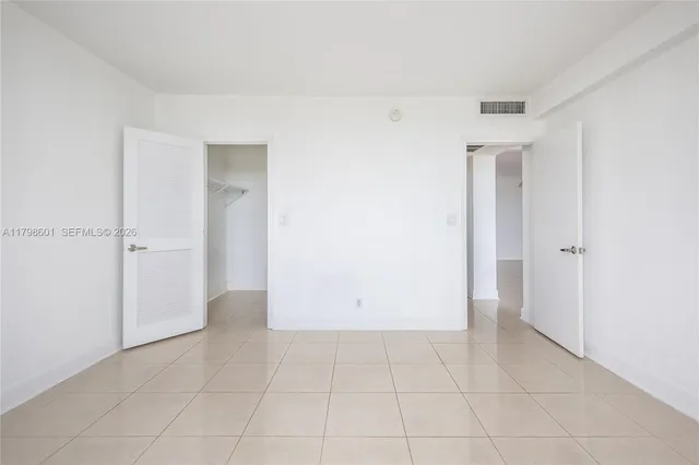 $3,300 | 401 69th Street, Unit 1413, Miami Beach, FL 33141
