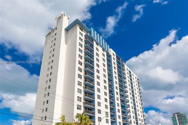 $3,300 | 401 69th Street, Unit 1413, Miami Beach, FL 33141