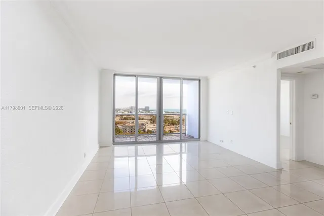 $3,300 | 401 69th Street, Unit 1413, Miami Beach, FL 33141