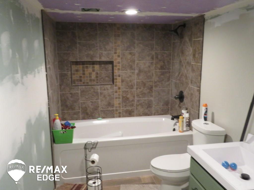 8050 Clio Road Mount Morris, MI 48458 - Photo 12 of 23