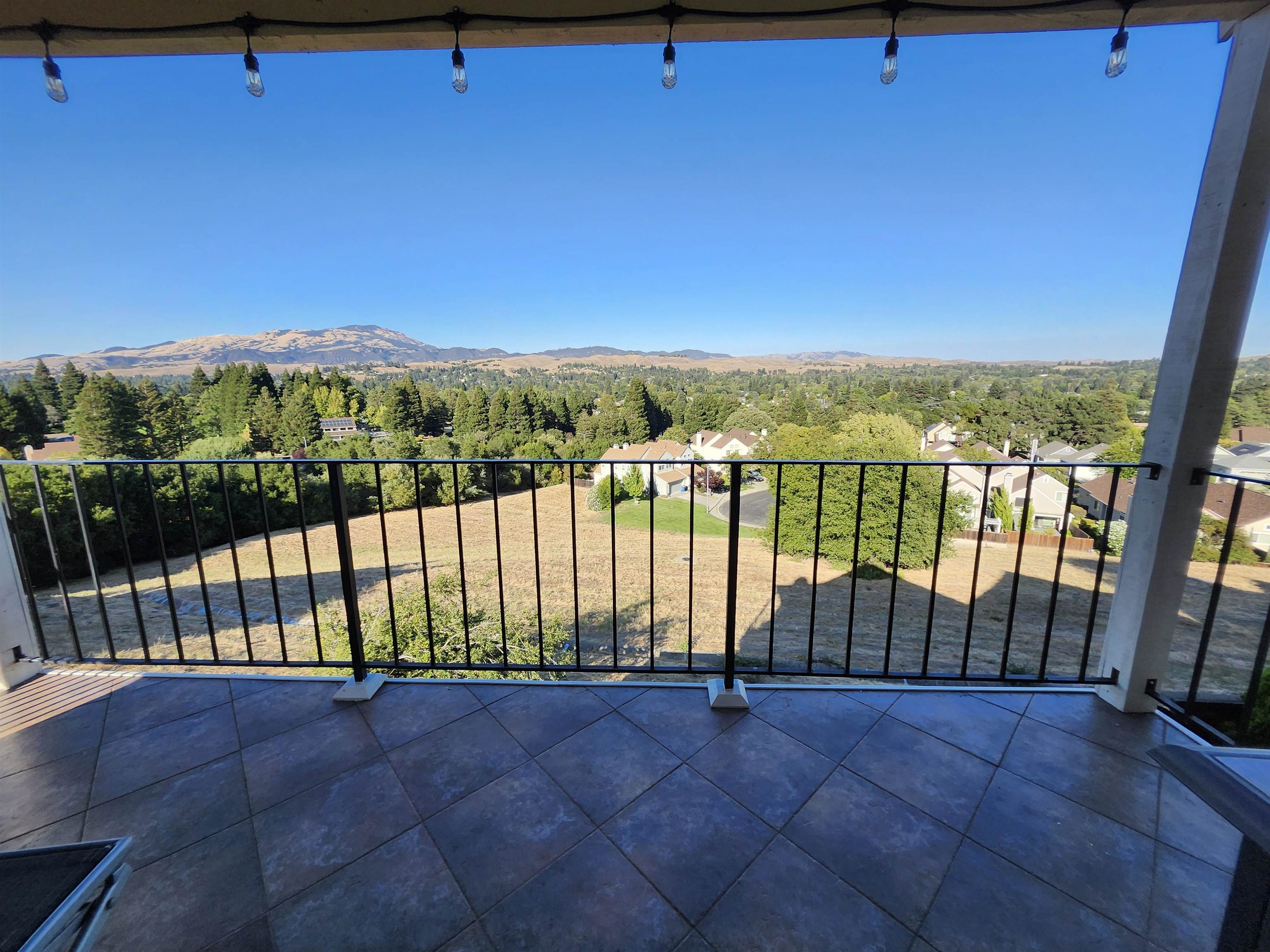 1823 Mockingbird Place Danville, CA 94526 - Photo 2 of 60