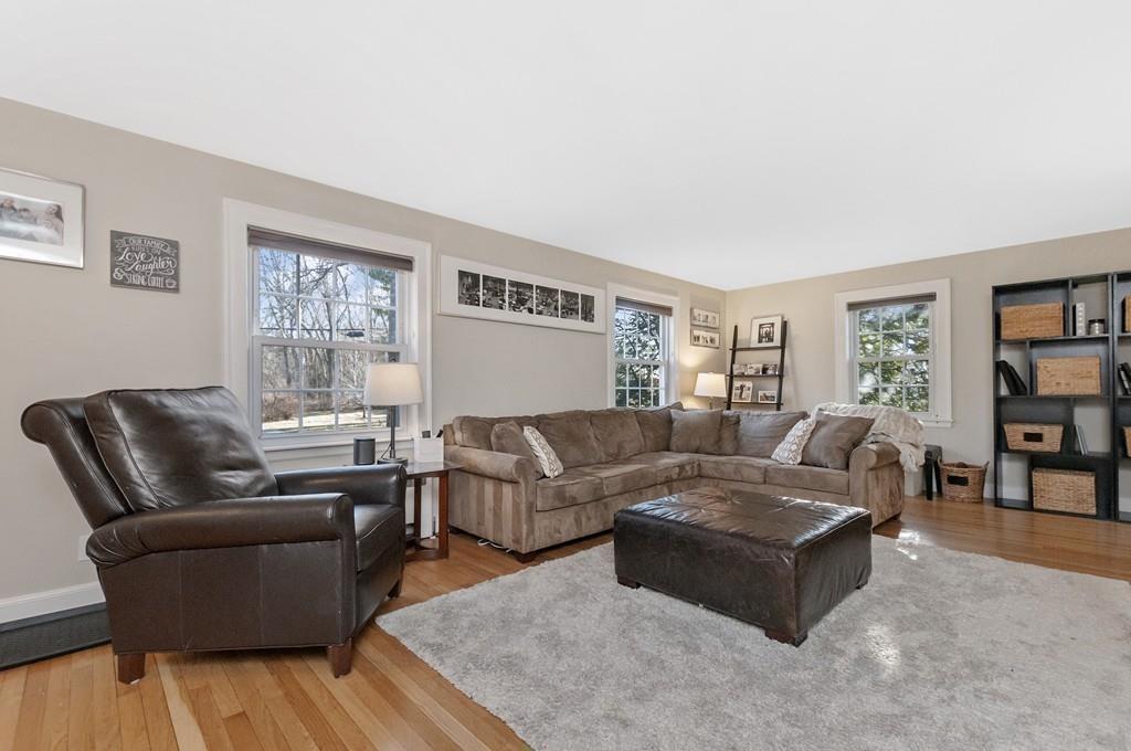 4 Winthrop Road Wayland, MA 01778 - Photo 8 of 20