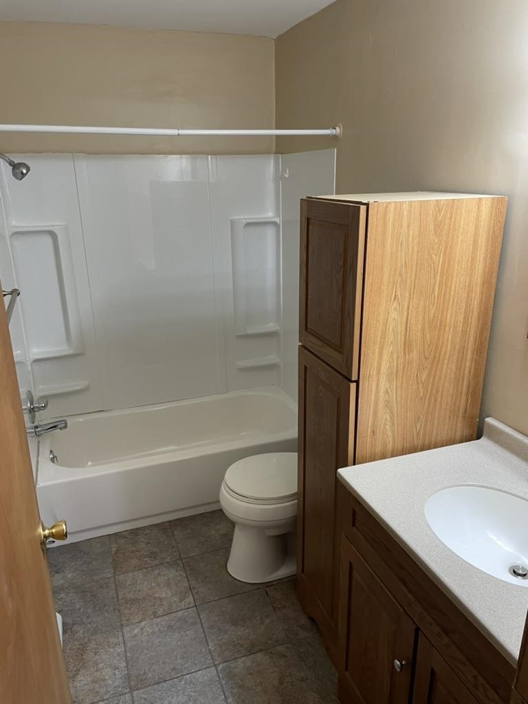 3140 South Airport Road Bridgeport, MI 48722 - Photo 11 of 14 50213756-f7d7b063-c918-41dc-a3f4-50100c81a279.JPG