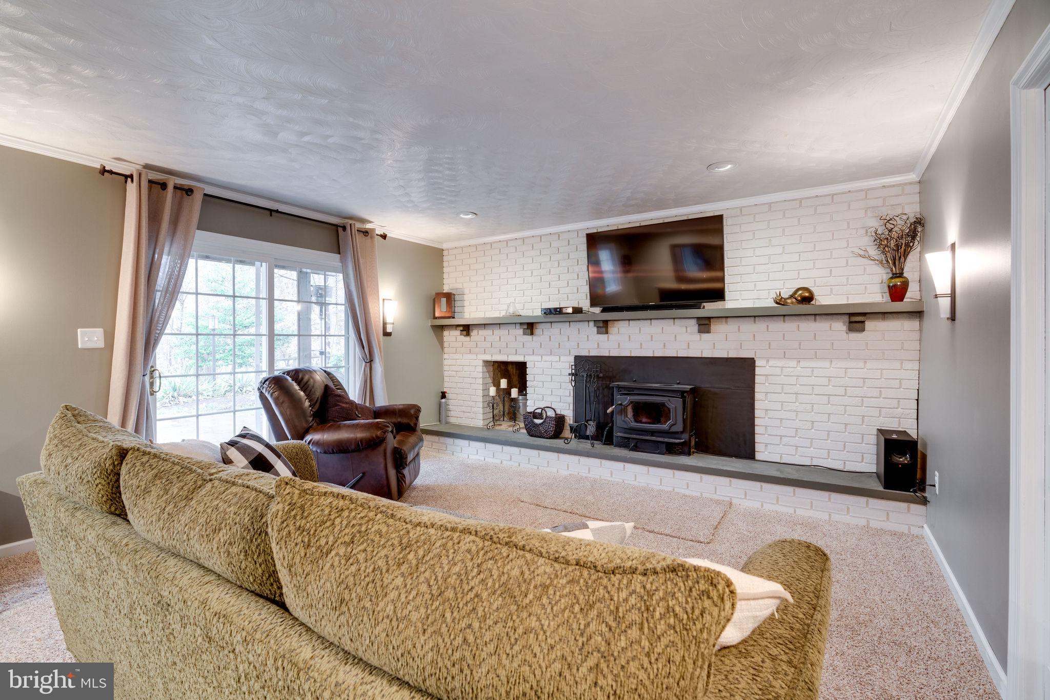 3718 Russell Road Woodbridge, VA 22192 - Photo 19 of 33 Gallery Image 19