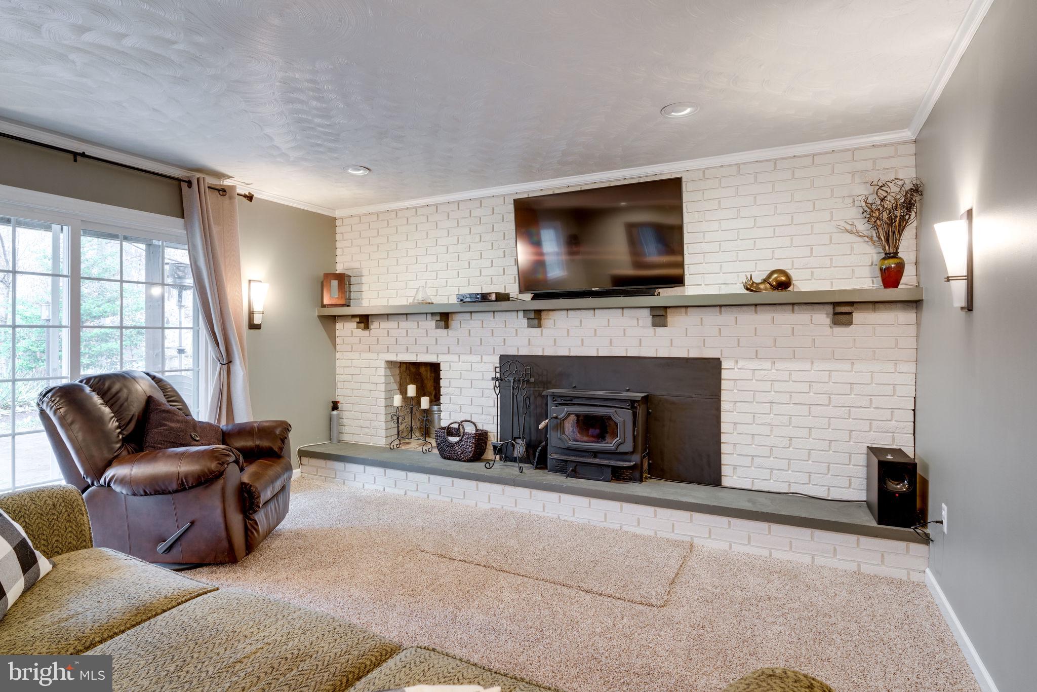 3718 Russell Road Woodbridge, VA 22192 - Photo 20 of 33 Gallery Image 20