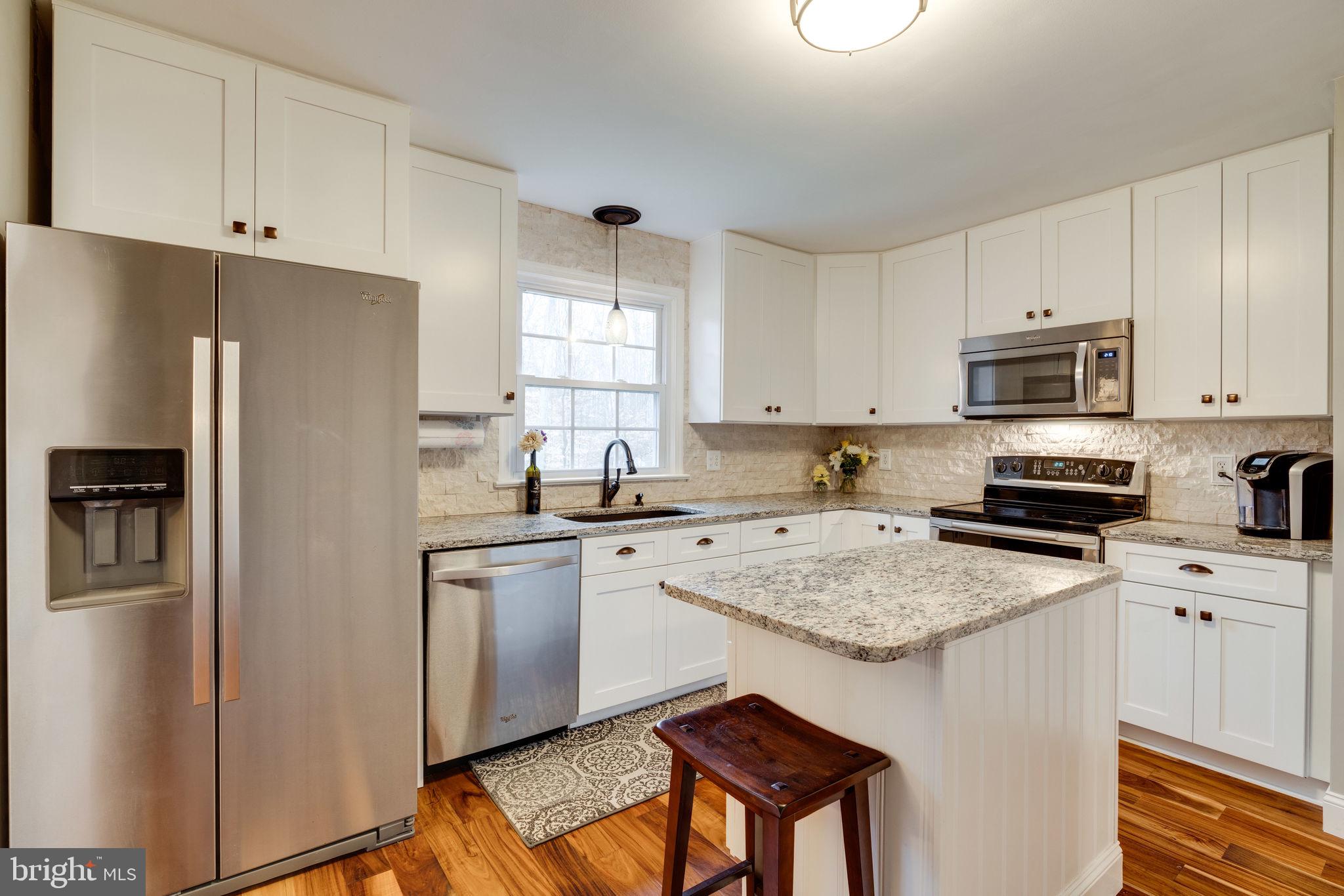 3718 Russell Road Woodbridge, VA 22192 - Photo 9 of 33 Gallery Image 9