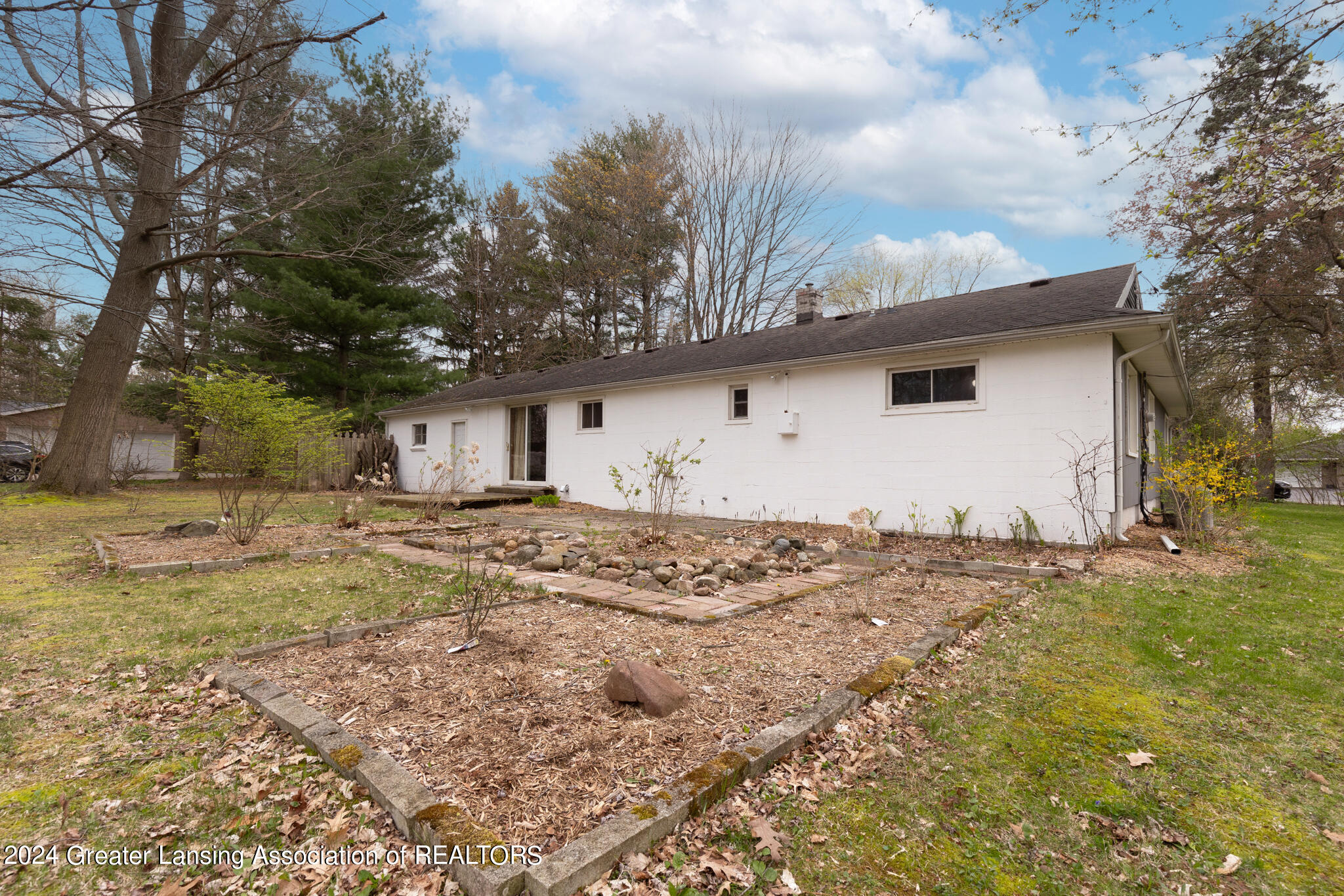 2167 Raby Road East Lansing, MI 48823 - Photo 25 of 36 2167_Raby_BROCK-8
