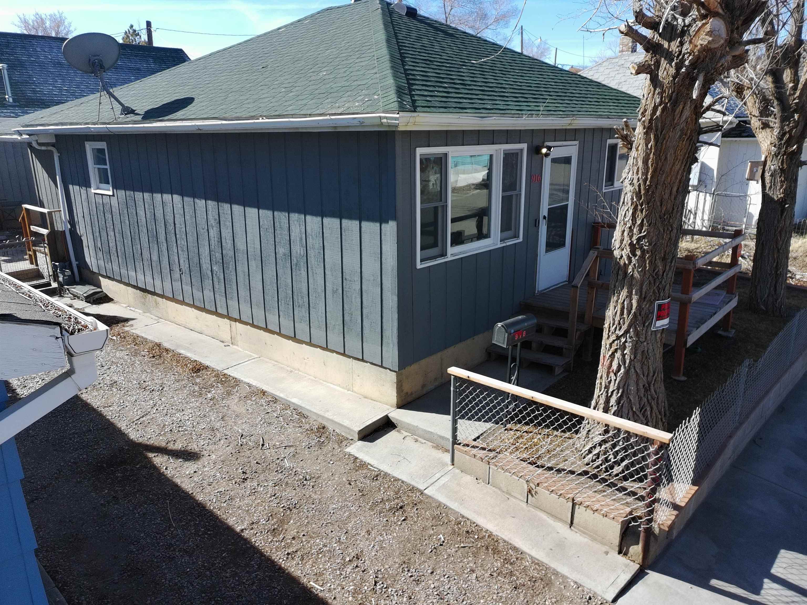 916 Potter Street Rock Springs, WY 82901 - Photo 2 of 38