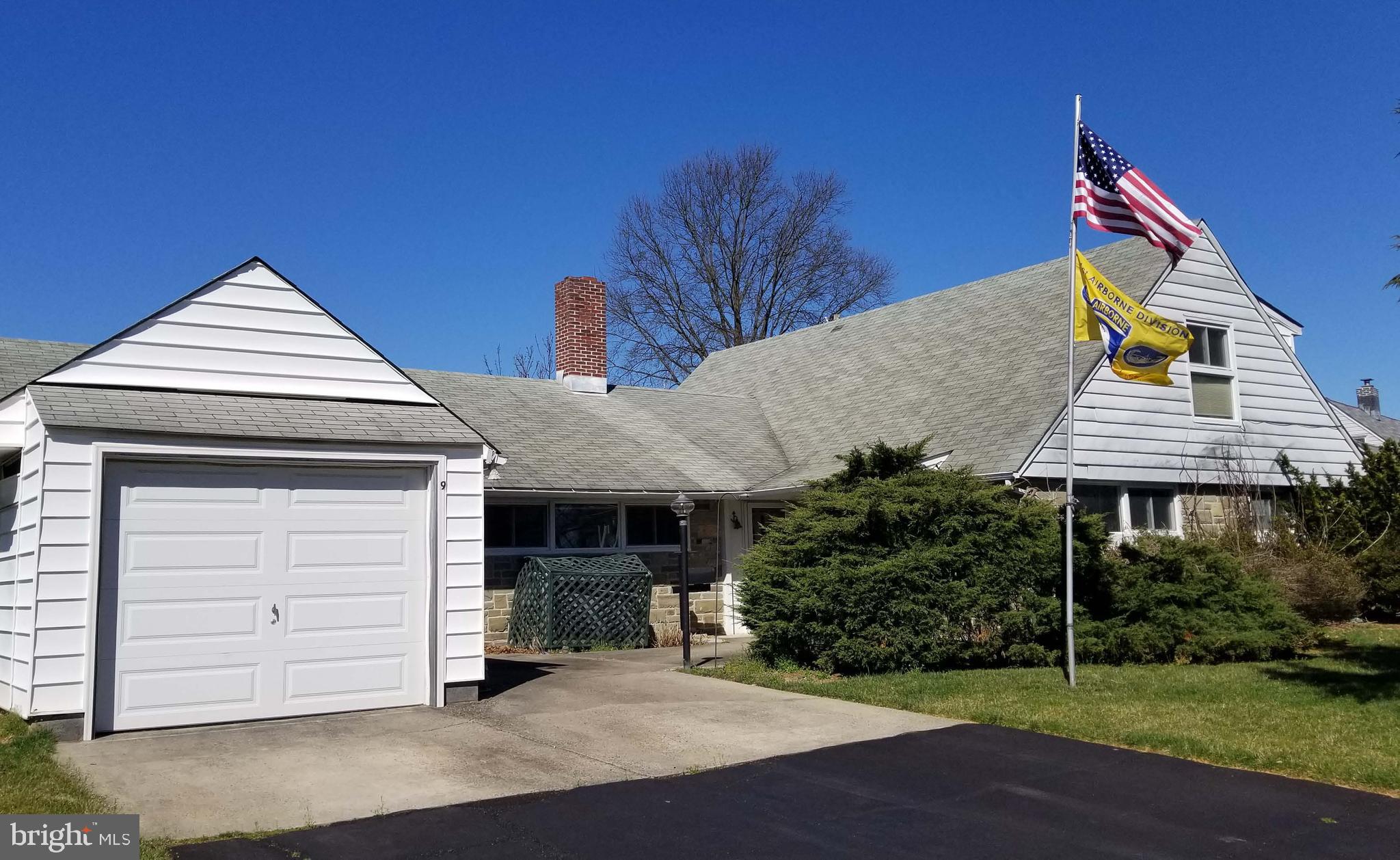 9 Red Berry Road Levittown, PA 19056 - Photo 1 of 44 Gallery Image 1