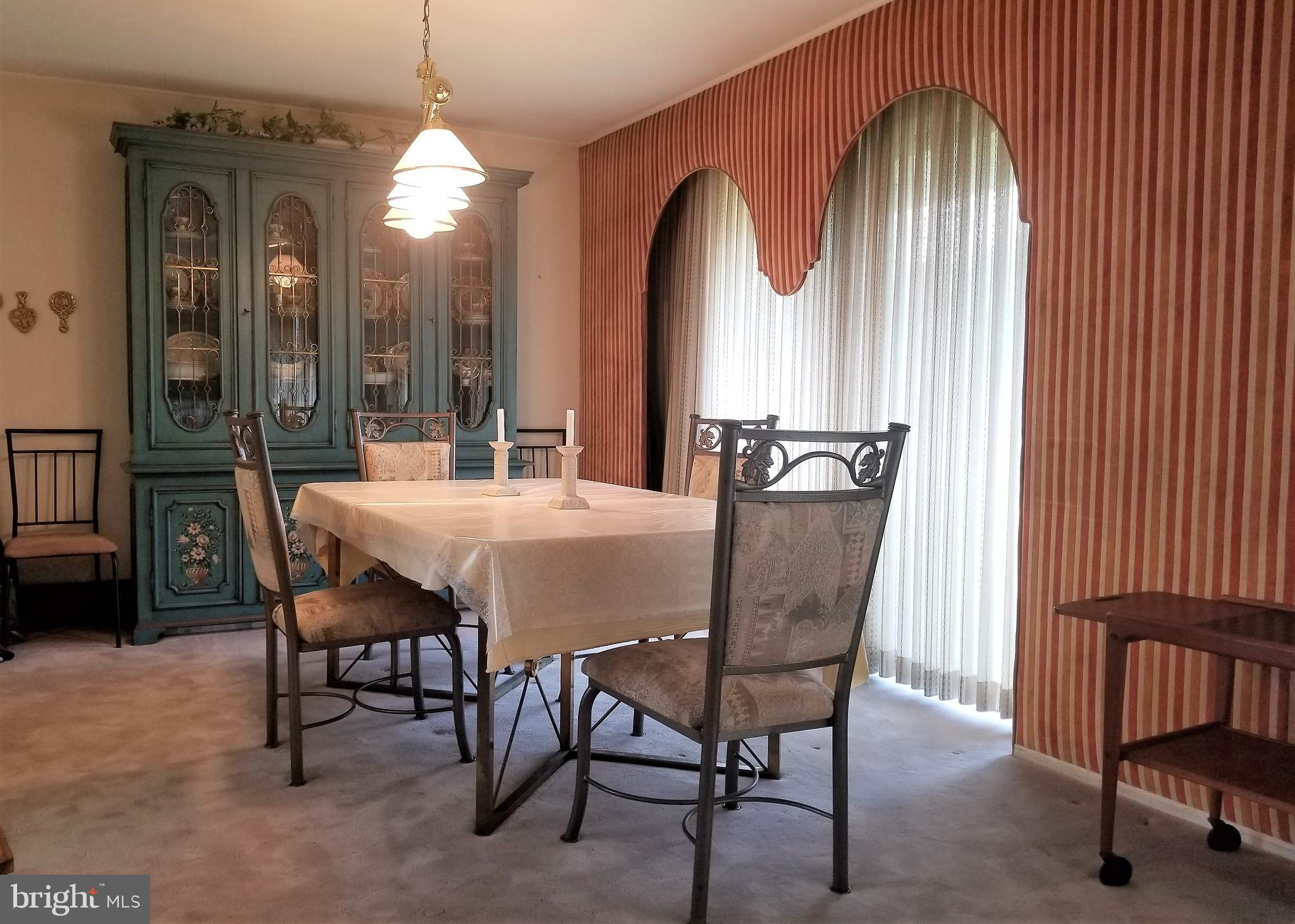 9 Red Berry Road Levittown, PA 19056 - Photo 8 of 44 Dinning room