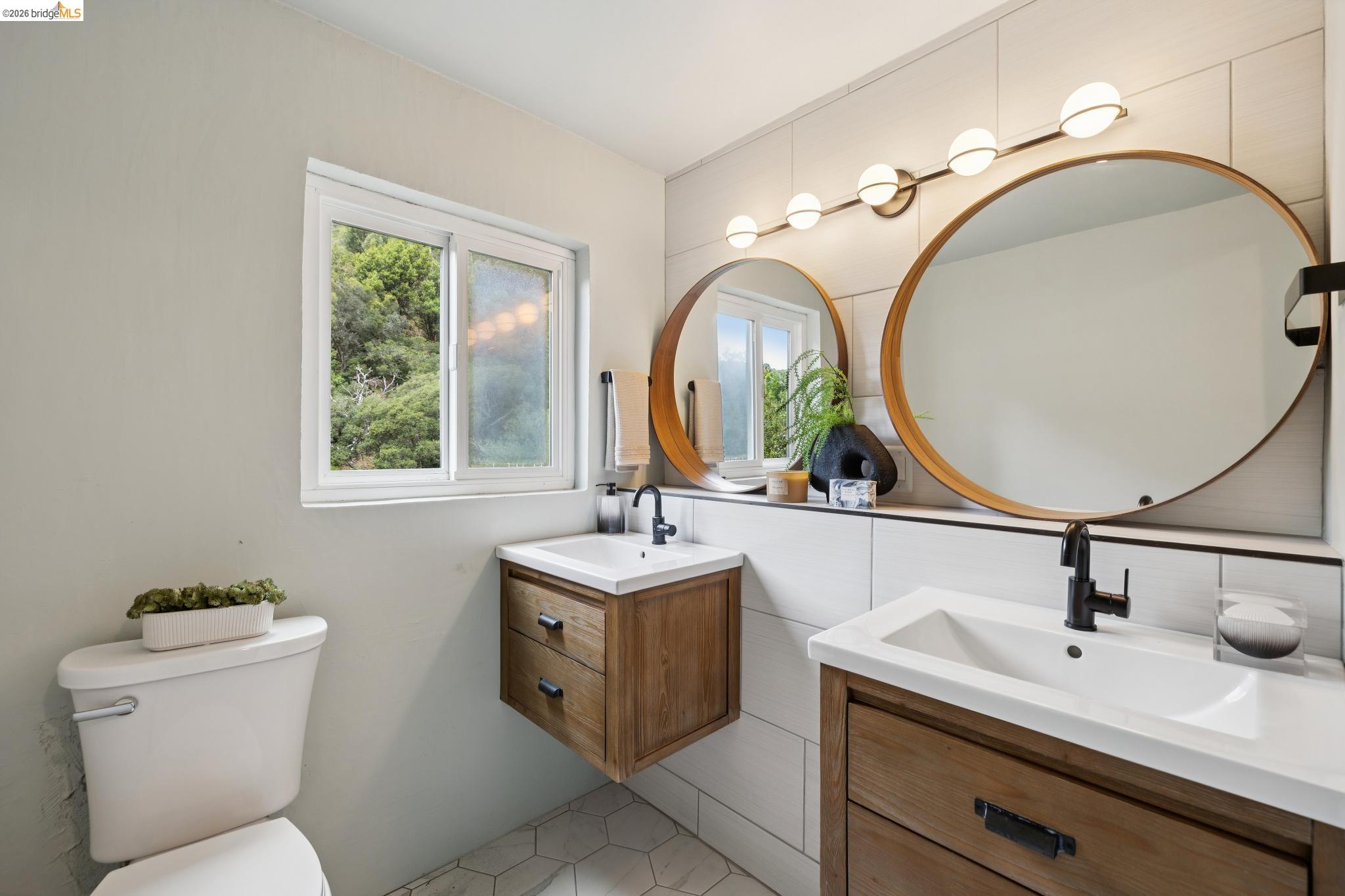 1053 Rispin Drive Berkeley, CA 94705 - Photo 49 of 63