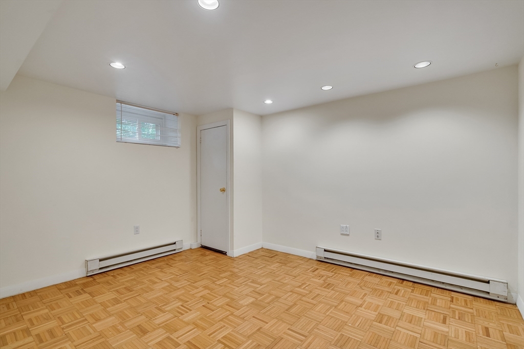 20 Chandler Road Burlington, MA 01803 - Photo 16 of 29 Gallery Image 16