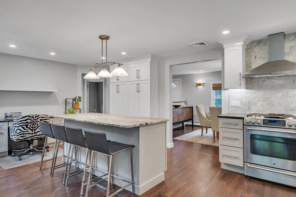20 Chandler Road Burlington, MA 01803 - Photo 9 of 29 Gallery Image 9