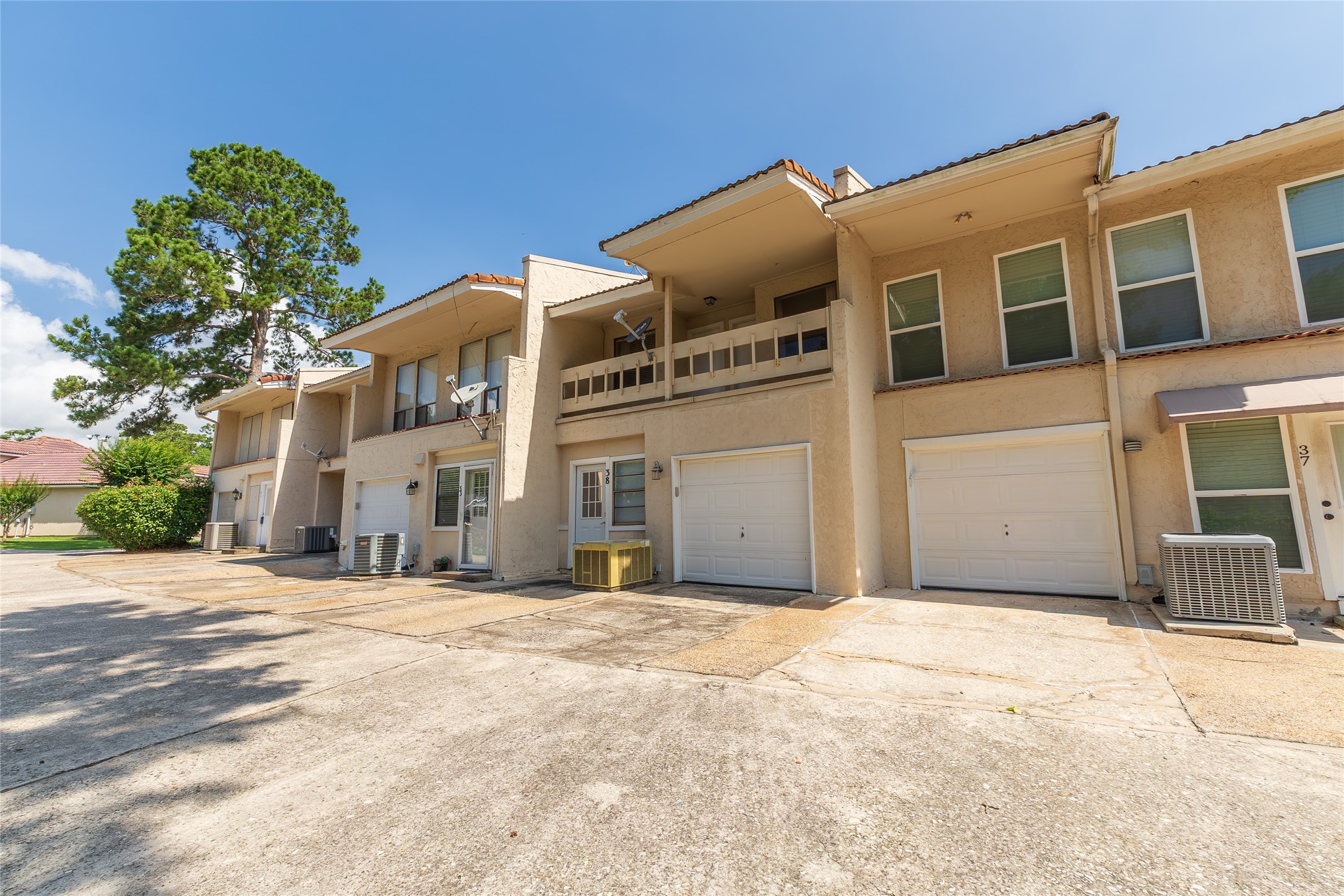 38 Regency Point Montgomery, TX 77356 - Photo 37 of 49 back side of townhome
