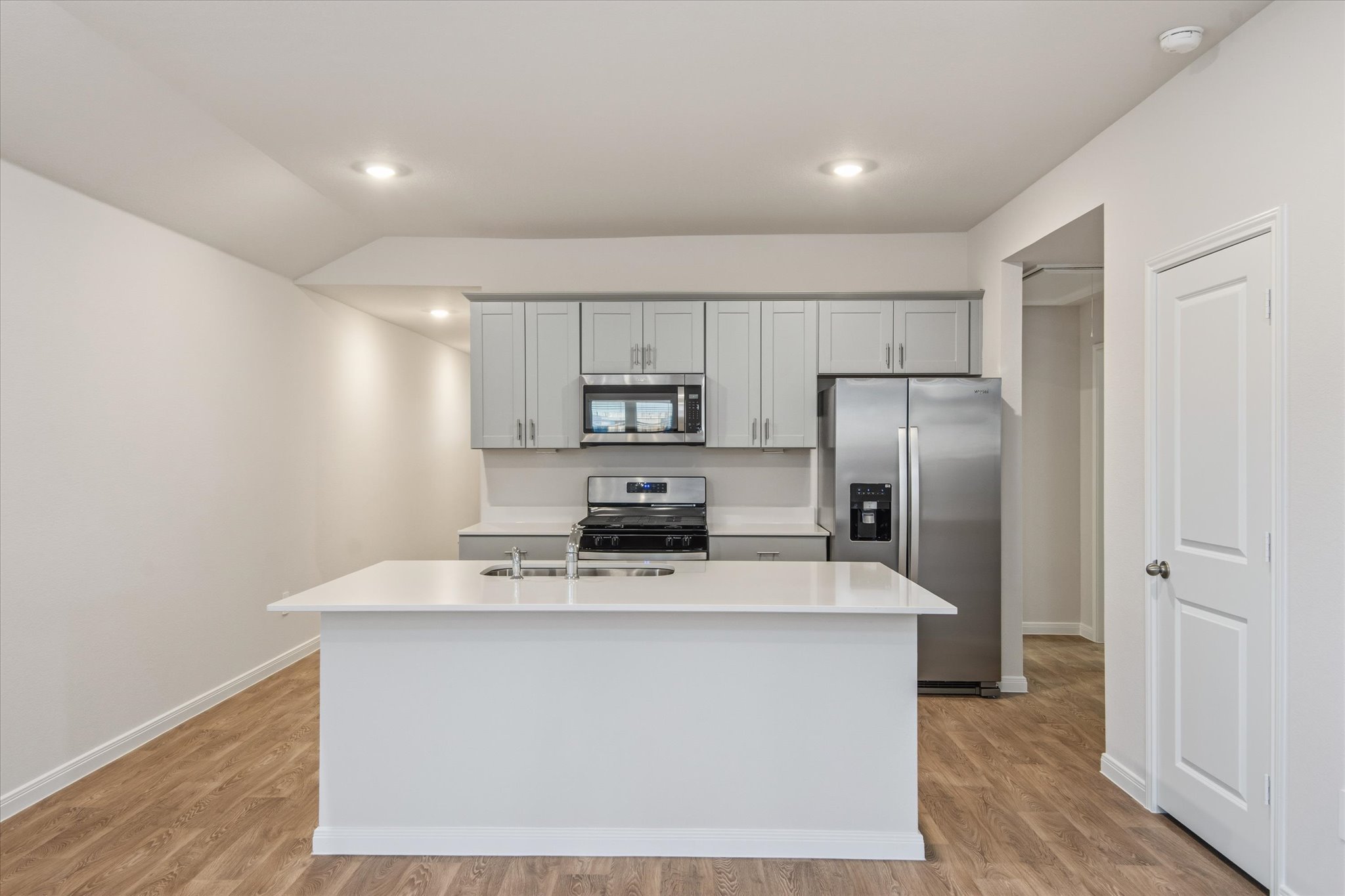 116 Raymondville Path San Marcos, TX 78666 - Photo 3 of 13