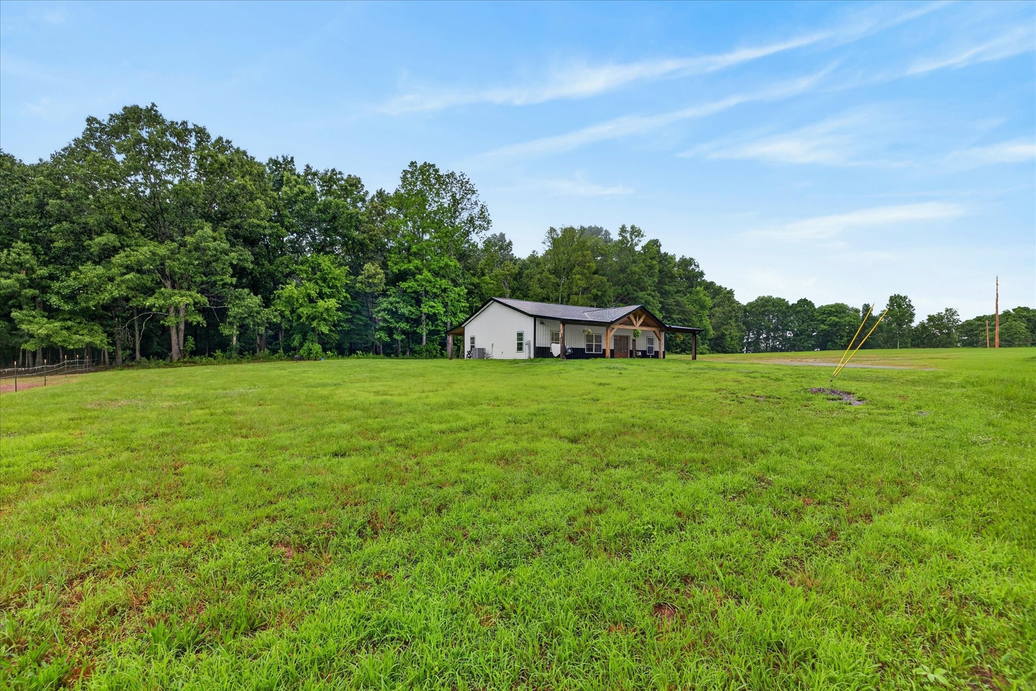 181 Hayes Ridge Road Indian Mound, TN 37079 - Photo 2 of 35