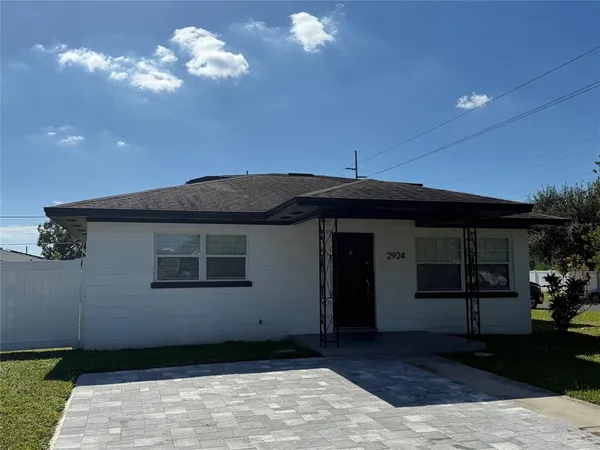 $2,300 | 2924 West Braddock Street, Tampa, FL 33607