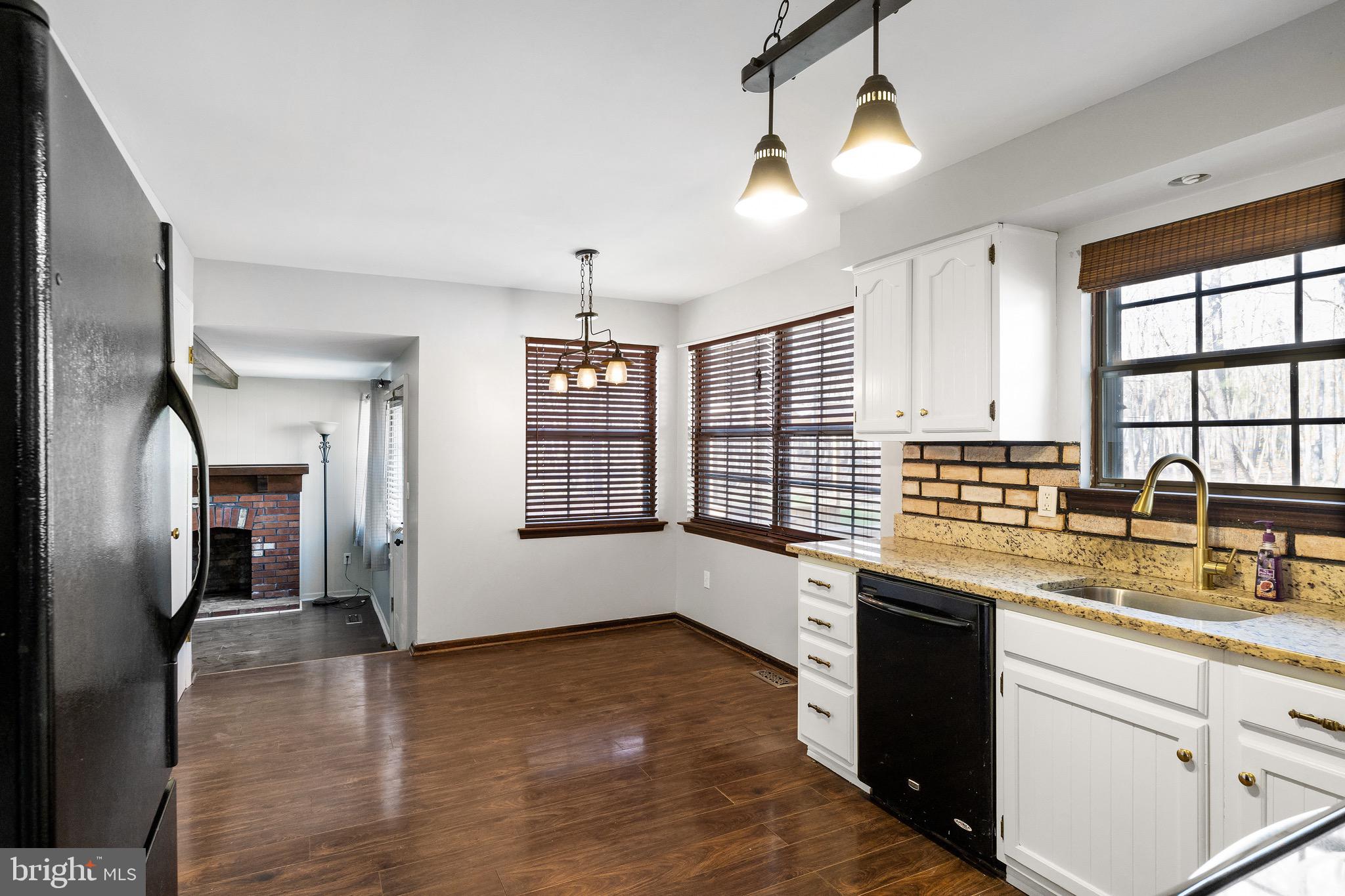 8 North Drive Tabernacle, NJ 08088 - Photo 11 of 29