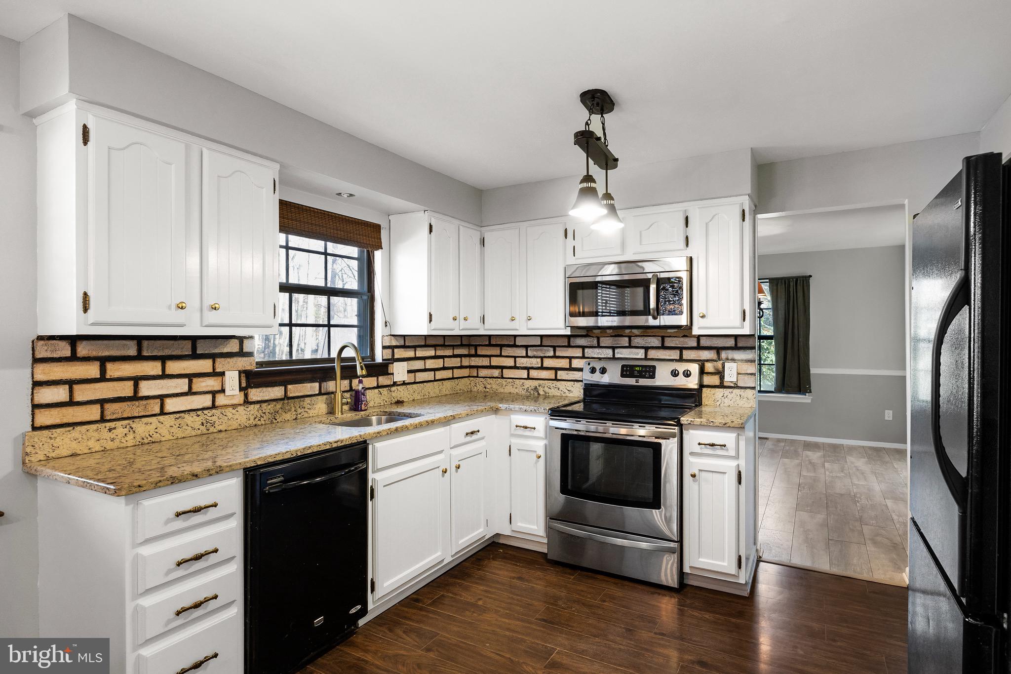 8 North Drive Tabernacle, NJ 08088 - Photo 12 of 29