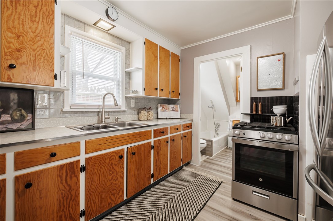 188 Estall Road Greece, NY 14616 - Photo 5 of 19