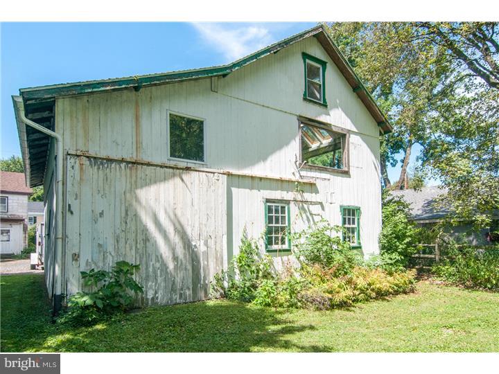 1094 Durham Road Newtown, PA 18940 - Photo 13 of 24 Barn