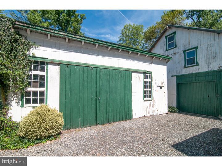 1094 Durham Road Newtown, PA 18940 - Photo 18 of 24 Barn