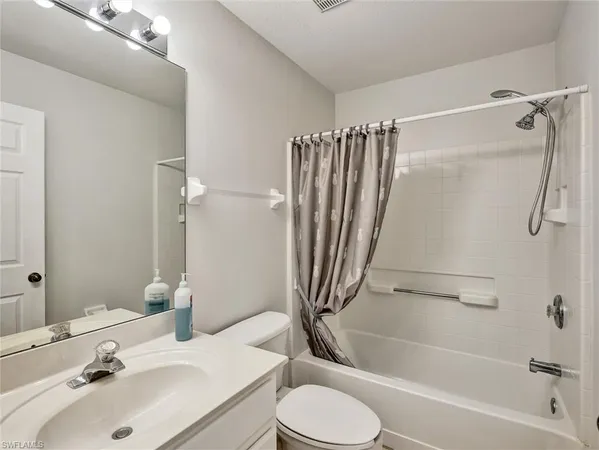 $659,000 | 2941 Inlet Cove Lane East, Naples, FL 34120