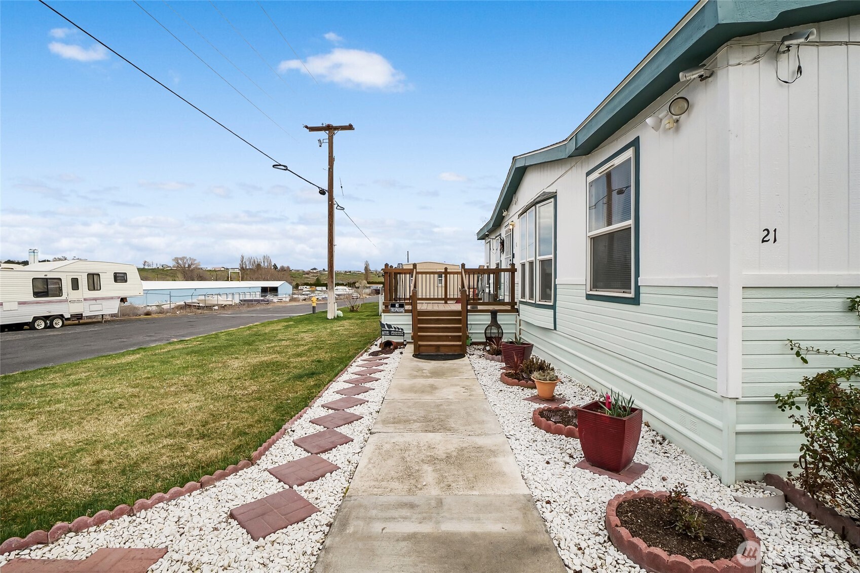 3057 Rd H Northeast, Unit 21 Moses Lake, WA 98837 - Photo 9 of 40 Gallery Image 9