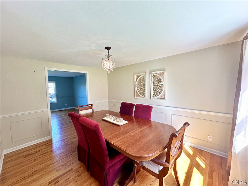 7297 Dabney Lane Manlius, NY 13066 - Photo 14 of 47 Dining Room