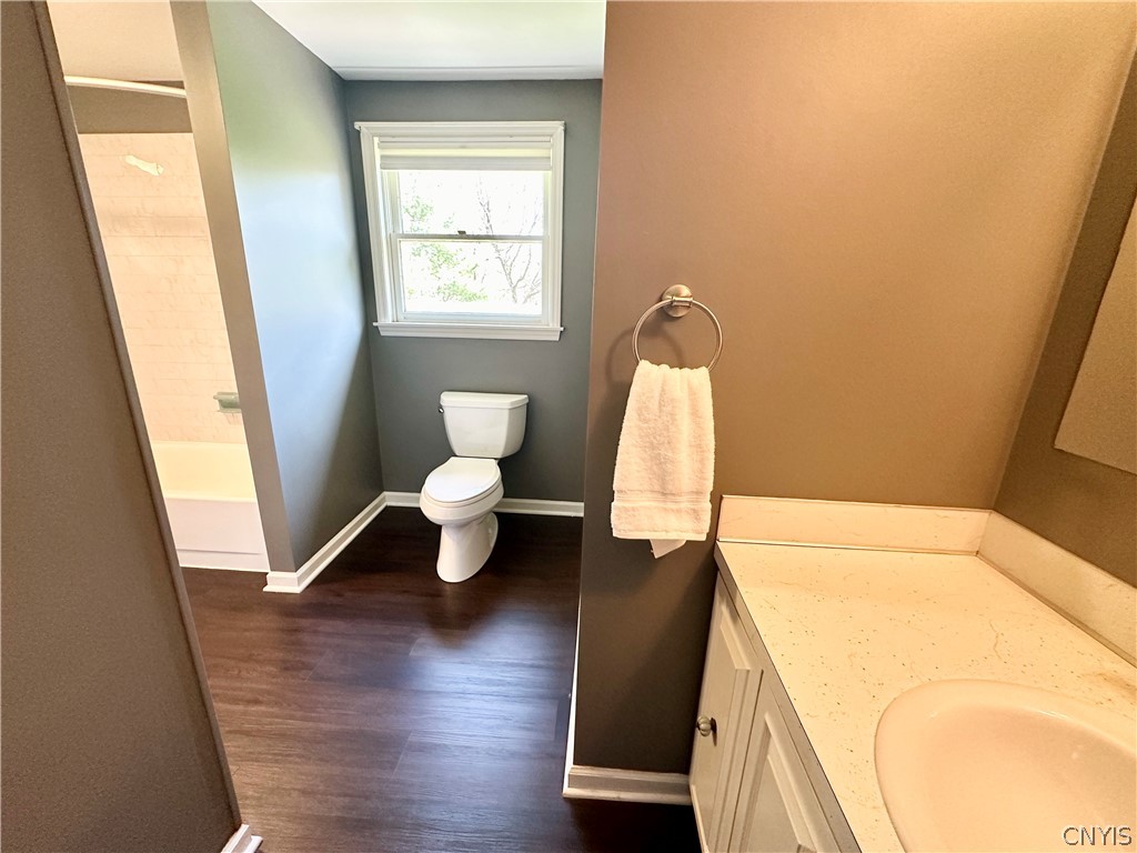 7297 Dabney Lane Manlius, NY 13066 - Photo 38 of 47 2nd Floor Full Bath & Laundry