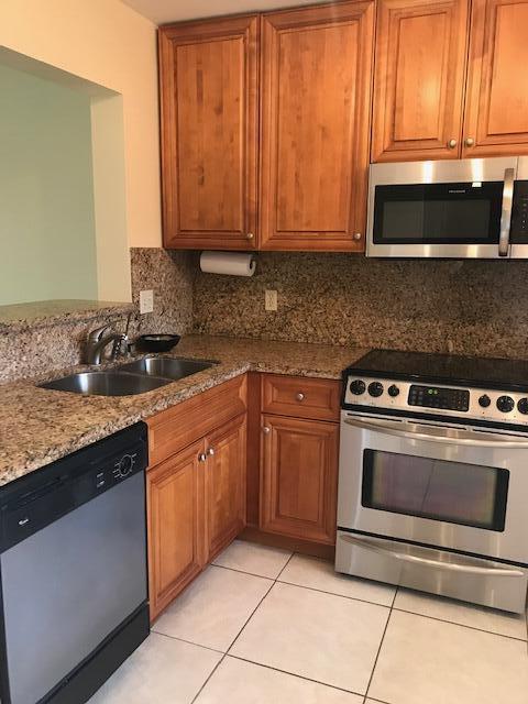 21955 Tidewater Terrace, Unit 207 Boca Raton, FL 33433 - Photo 6 of 24 IMG_5145