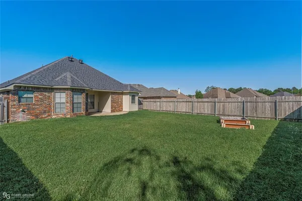 $269,900 | 204 Pearwood Circle, Haughton, LA 71037