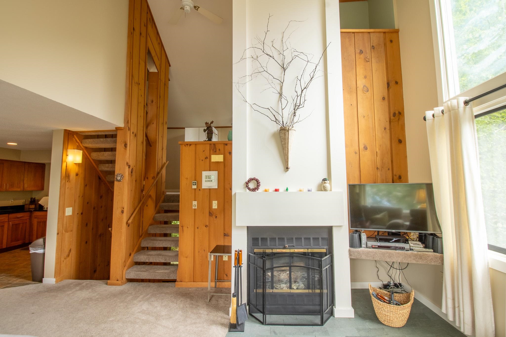 15 Ravine Lane, Unit 1 Lincoln, NH 03251 - Photo 4 of 21 Gallery Image 4
