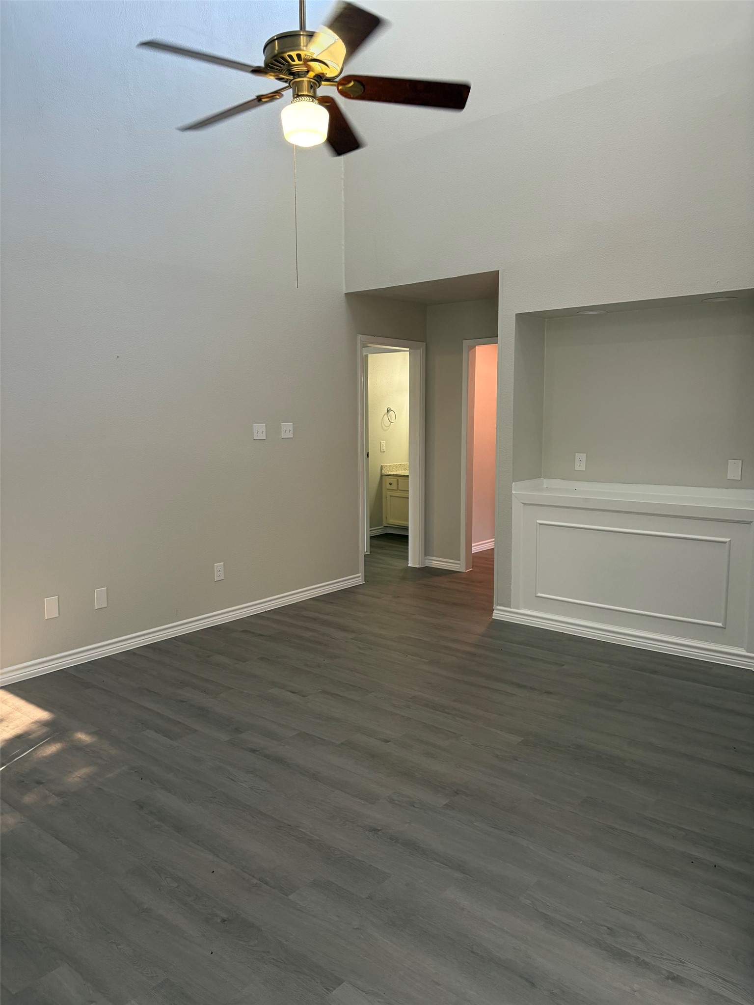 13155 Walden Road, Unit 202 Montgomery, TX 77356 - Photo 3 of 17 Gallery Image 3