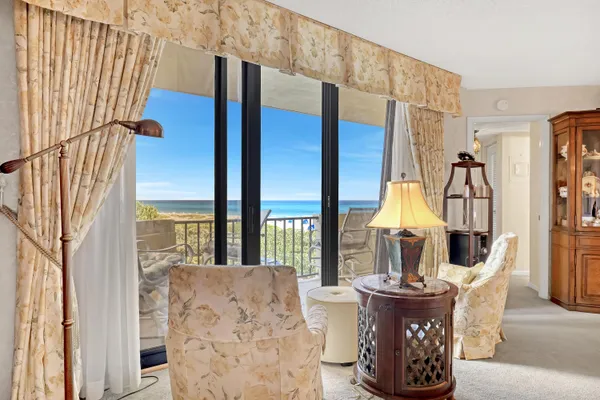 $2,900 | 2800 North Ocean Drive, Unit A3C, Riviera Beach, FL 33404