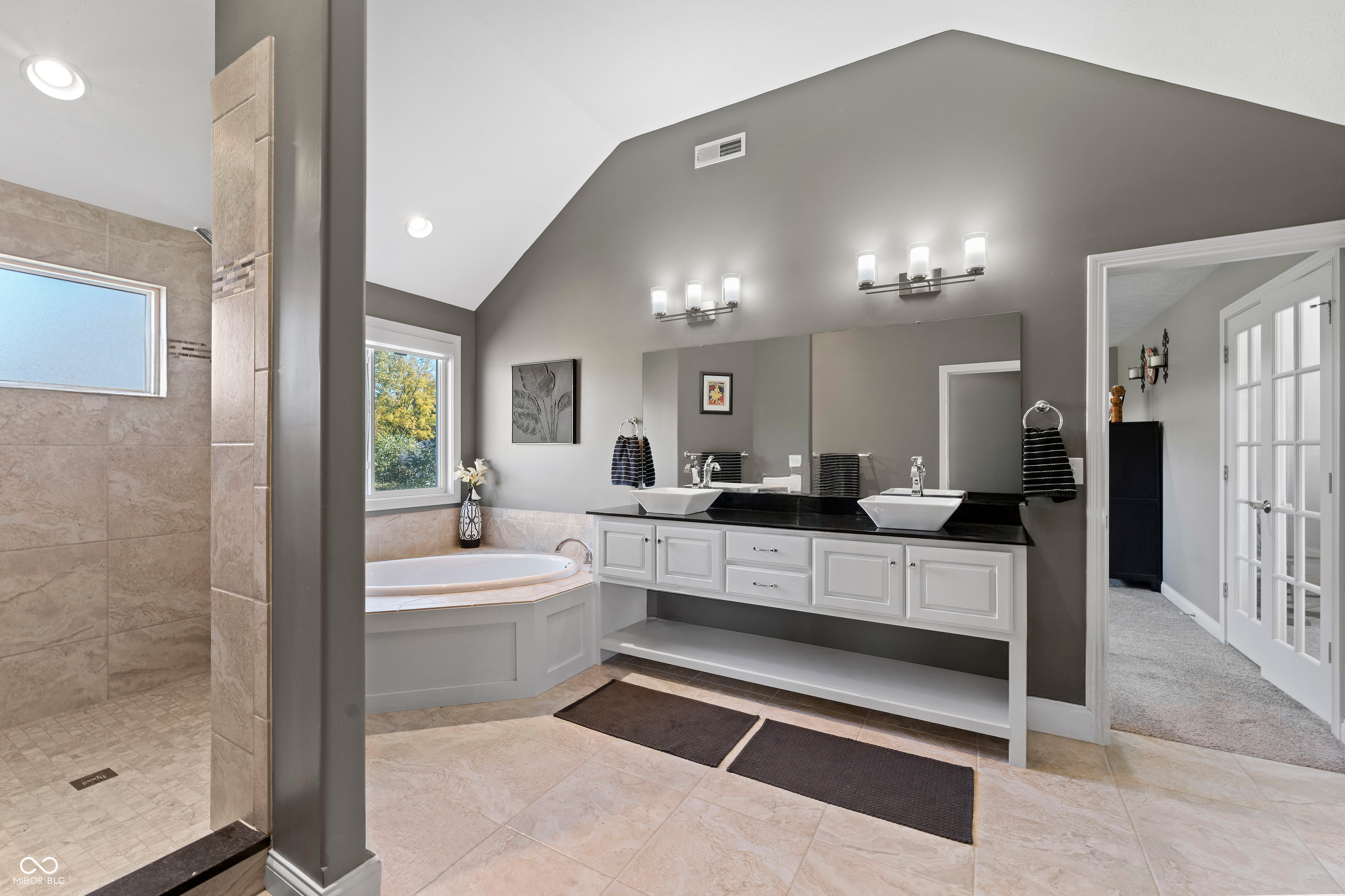 5229 Stonehaven Lane Columbus, IN 47201 - Photo 35 of 78