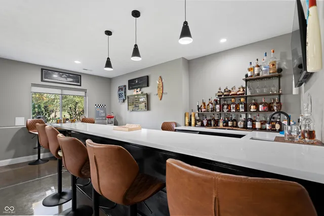 $749,900 | 5229 Stonehaven Lane, Columbus, IN 47201