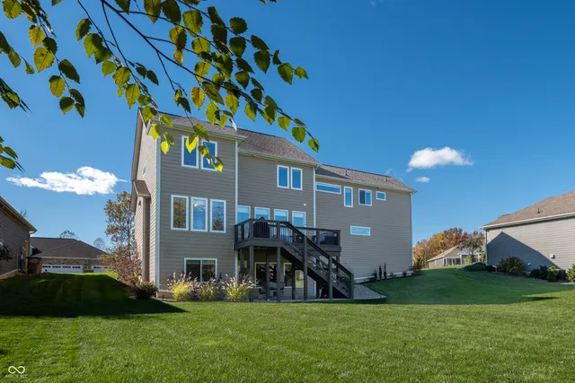 $749,900 | 5229 Stonehaven Lane, Columbus, IN 47201