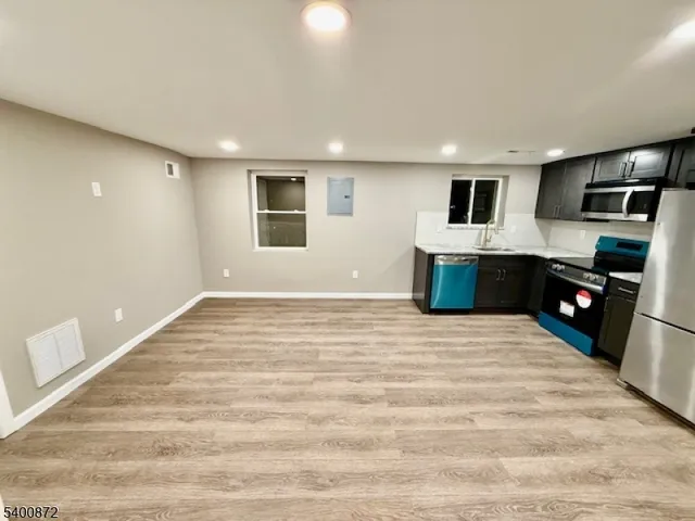 $2,450 | 264 Girard Avenue, Unit A, Somerset, NJ 08873