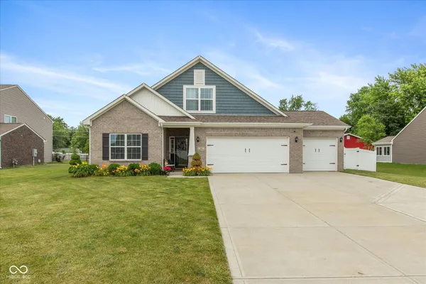 $449,900 | 96 Mission Terrace Drive, Whiteland, IN 46184